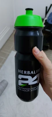 Herbalife H24 Siyah Su Matarası 750cc photo review